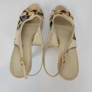 Massimo Baldi Womens Sandals Size 6.5 Cream Floral Open Toe Slingback Heels thumbnail 8