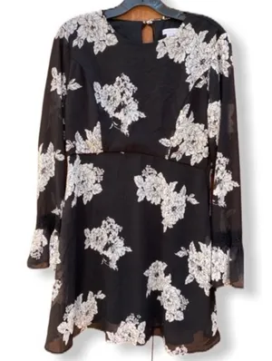 Xhilaration Floral Dress‎ thumbnail 1