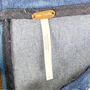 FREE PEOPLE Blue Denim Back Zipper Mini Skirt 10 Boho Western Festival Cowgirl thumbnail 3