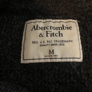 Abercrombie &‎ Fitch Gray Zipper Sweater Medium Acrylic Blend thumbnail 4