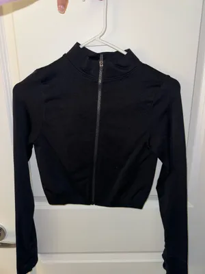 Women’s crop jacket thumbnail 1