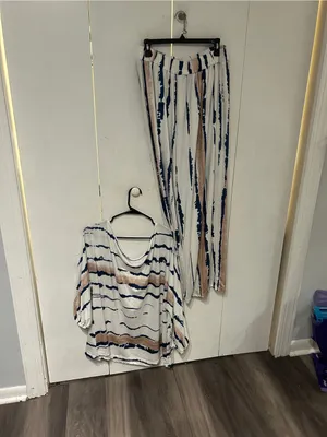 White Tie-Dye Stripe Set with Navy & Tan size 2X thumbnail 2
