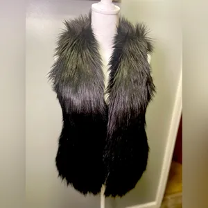 Abercrombie & Fitch Women's Black Faux Fur‎ Vest Pockets Satin Lined Size Small thumbnail 2
