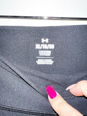 Under Armour Black Capri 24” Leggings with USA Dot Detail thumbnail 6