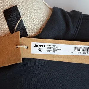 NWT Skims Soft Lounge Sleep Top thumbnail 4