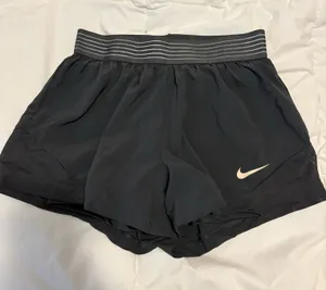 Nike Running Shorts thumbnail 1