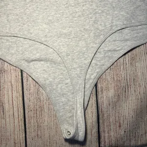 Abercrombie & Fitch‎ Soft A & F Collection Gray Bodysuit Tank Womens XXL Casual thumbnail 9