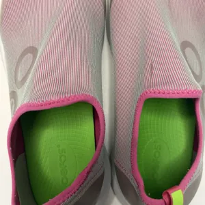 Oofos OOmg Sport Shoe Recovery Slip-On Low Rise Fuschia Sneaker Women's Size 9 thumbnail 9