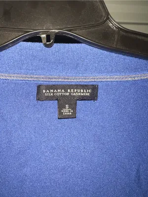 Banana Republic Silk Cashmere Small Royal Blue V-Neck Sweater‎ thumbnail 2