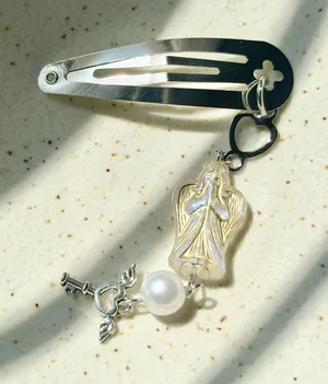Handmade fairy angel dangle hair clip 👼💚🌙⭐️ thumbnail 1