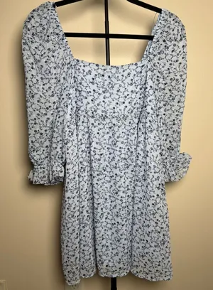 Francesca's Light Blue Floral Square Neck Puff Sleeve Mini Dress Size Medium NWT thumbnail 1