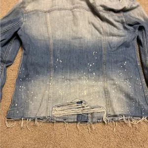 HOLLISTER Women's Distressed Tie Dye Destroyed Denim Jean Jacket Size Small thumbnail 13