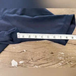 Lululemon Wunder Train High Rise‎ Short 8" True Navy size 2 thumbnail 6