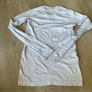 Lululemon Long Sleeve Top thumbnail 5