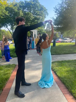 Sherri Hill dress thumbnail 7