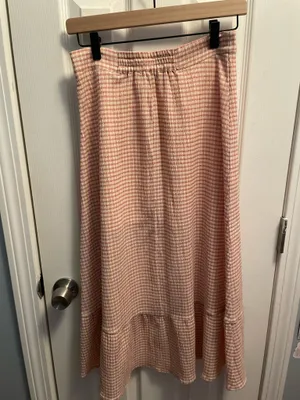 Long Skirt Pink thumbnail 2