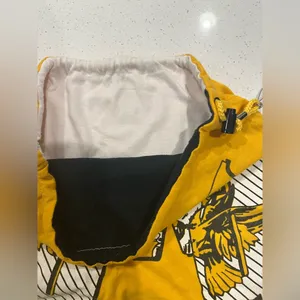 Iowa Hawkeyes Drawstring Pouch thumbnail 2