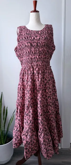 beachlunchlounge Pink and Black Midi Dress Size Large Cotton Smocked Top thumbnail 1