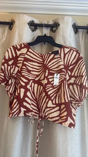 Banana Republic linen blend tied hem top thumbnail 3