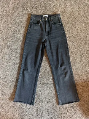 ZARA Jeans thumbnail 3