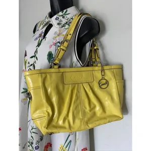COACH Medium Patent Leather Shoulder Bag Yellow thumbnail 9