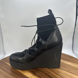 Steve‎ Madden Atomic Black Leather Wedge Booties Grunge Y2K Retro Women's 7M thumbnail 6