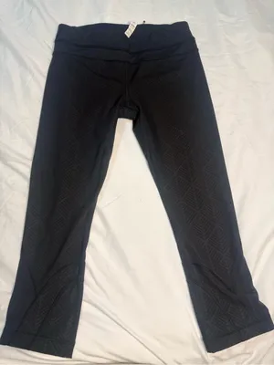 lululemon athletica Black Athletic Leggings - Size 6 thumbnail 1