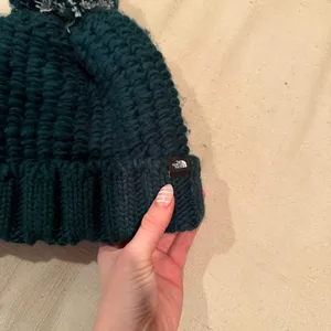 The North Face Cozy Chunky Beanie thumbnail 3