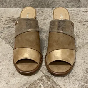 Henry Ferrera Champagne Sandals Size 7 thumbnail 3