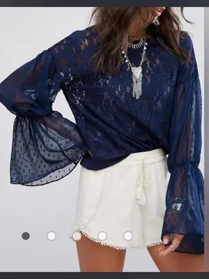 Free People Something Like Love Top size XS / SP. Navy blue. thumbnail 1