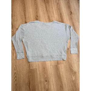 OFFLINE by Aerie Waffle Knit Top‎ Gray V-Neck Oversized Long Sleeve Shirt Large thumbnail 2