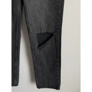 Good American Good‎ 90s Chic Relaxed Jeans Washed Black Single Knee Slash 2/26 thumbnail 7