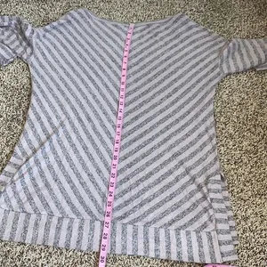 5/$30 🎈 BKE by buckle women’s large‎ striped soft top thumbnail 7