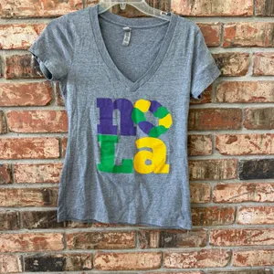 Next Level NOLA King Cake Mardi Gras V-Neck Womens Medium Gray Soft Wash Louisiana thumbnail 2
