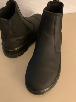 Dr. Martens women Black Chelsea Combat Embury boots US 5 thumbnail 7