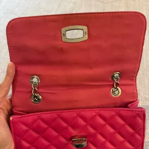 Express Hot Pink Quilted Chain Strap Shoulder Bag Purse Y2K thumbnail 7
