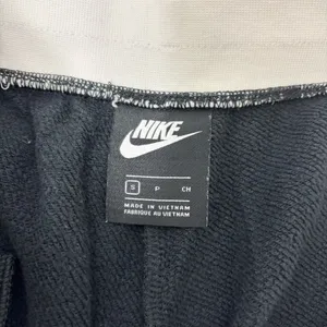 Nike Air Sportswear Black Pants Joggers Size S‎ thumbnail 8