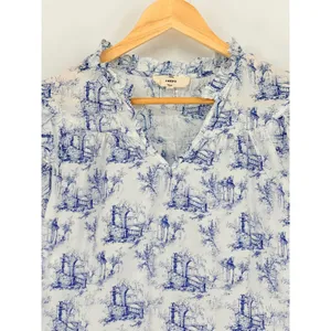 Entro Toile Flutter‎ Sleeve Blouse Womens Small White Blue Flutter Sleeve Ruffle thumbnail 4
