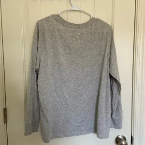 Women’s holiday themed penguin long‎ sleeve shirt — XL thumbnail 6
