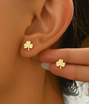 Boutique Elegant and Sexy Clover Leaf Stud Earrings thumbnail 2