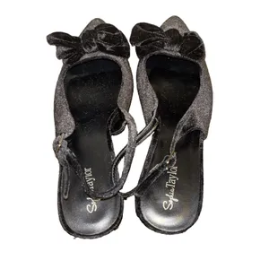Sophia Taylor Madison Bow Black Velvet Sling Back Kitten Heels Sz 12 thumbnail 2