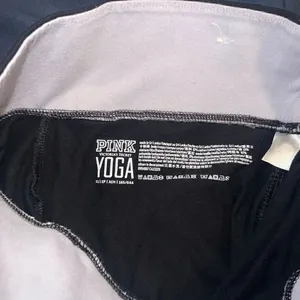 Victoria’s Secret PINK yoga pants leggings sheer and fishnet detail size XS thumbnail 7