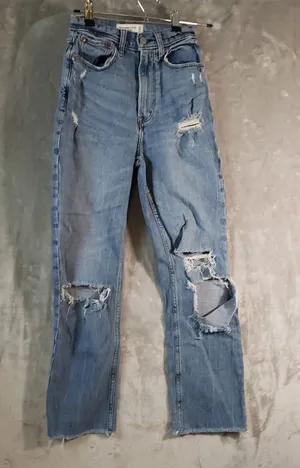 Abercrombie & Fitch The Ankle Straight Ultra High Rise Medium Wash Jeans 24 thumbnail 1