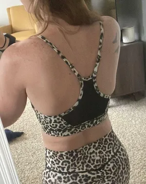 Zyia Active Leopard Matching Set thumbnail 2