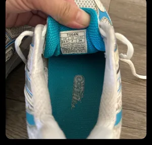 Asics White and Teal Women's Athletic Running Sneakers thumbnail 4