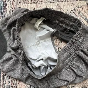 Lululemon Hotty Hot Short II 2.5" Heather Lux Multi Black Heathered Black Size 8 thumbnail 12