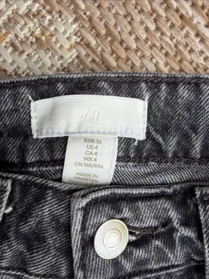 H&M High-Rise Straight Leg Gray Women's Jeans thumbnail 2