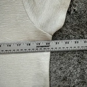 Madewell Textured Pointelle V-Neck Setlist Boxy Cropped Top Women's Medium thumbnail 3