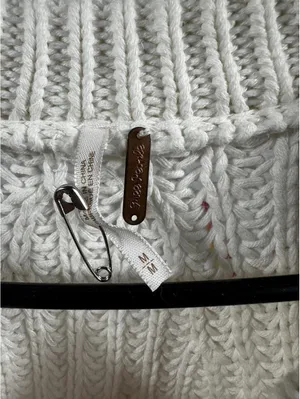 H60 Free People white sweater Size M #knitwear #winterwear thumbnail 2