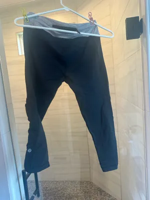 Lululemon Capri Leggings Black thumbnail 2